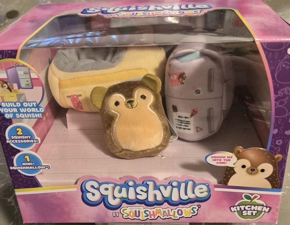Squishville by Squishmallows Kitchen Set with Hans the Mini Hedgehog